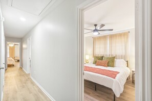 5 bedrooms, desk, iron/ironing board, travel cot