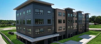 Sleepover | Marvelous 1BD/1BA - Des Moines