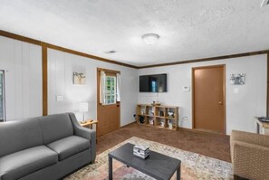 Living room - Fresh in Fairfield (Fairfield)