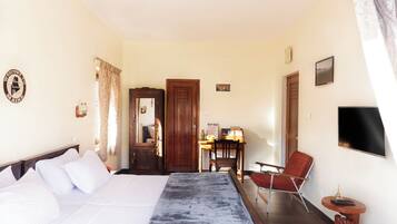 Comfort Double Room, Balcony, Mountain View | Desk, laptop workspace, iron/ironing board, free WiFi