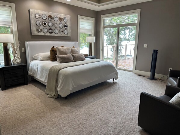 4 bedrooms, free WiFi, bed sheets, wheelchair access