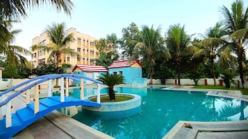 Hồ bơi