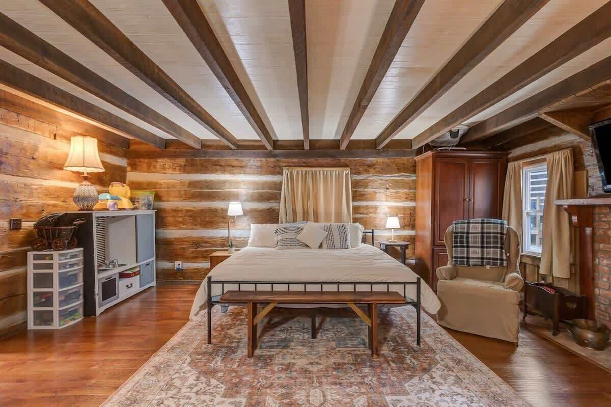 3 多间卧室、熨斗/熨衣板、旅行婴儿床、WiFi