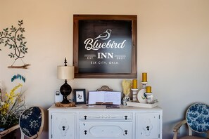 Interior - Bluebird Place Marie Room: Historic Rt 66 (Elk City)