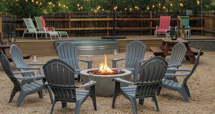 Huge secluded yard•hot tub•game room• 5-15 min to DU, DTC, DT