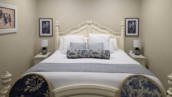 1 habitación, tabla de planchar con plancha, wifi gratis y ropa de cama 