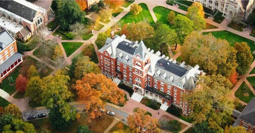 King bed and Queen Sofa bed / room TV Wifi