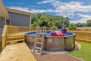 Piscine extérieure (ouverte en saison)