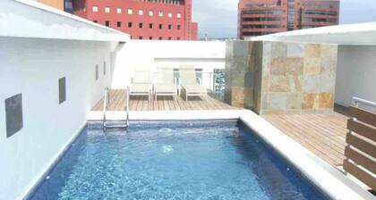 Exclusive Penthouse in an excellent location, close to Starbucks and MultiPlaza.