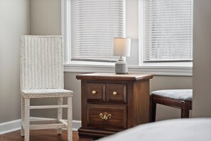 5 bedrooms, iron/ironing board - Blissful on Bradley (Huntsville)