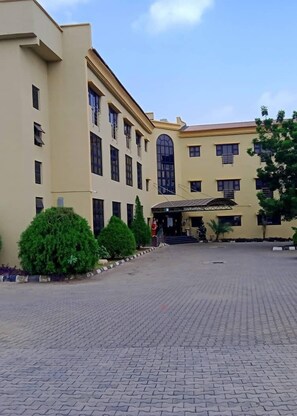 Exterior - House5 Royal Comfort Ltd (Lagos)