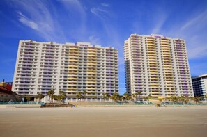 Exterior - 3BD/Daytona - Beach, Pools, Lazy River, Bar, Slides
 (Daytona Beach)