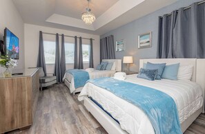5 bedrooms, iron/ironing board, WiFi, bed sheets