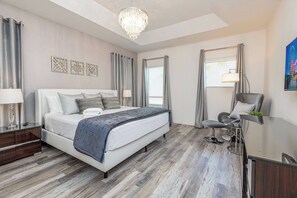 5 bedrooms, iron/ironing board, WiFi, bed sheets - Fantastic 5 BD, Pool, Near Disney, Resort Perks (Kissimmee)