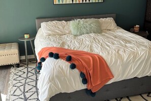 4 chambres, fer et planche à repasser, Wi-Fi, draps fournis