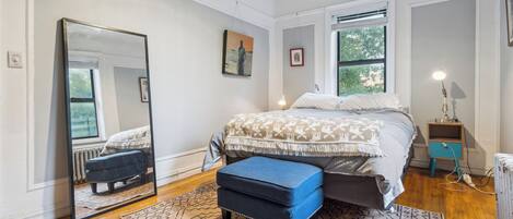 1 chambre, fer et planche à repasser, Wi-Fi, draps fournis