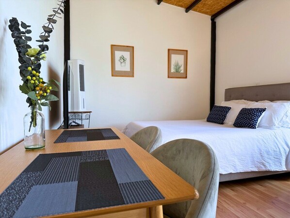 1 Schlafzimmer, Bügeleisen/Bügelbrett, kostenloses WLAN