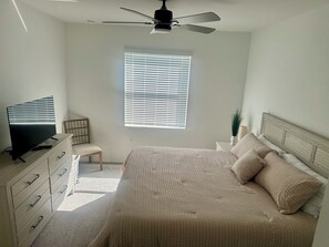2 bedrooms, iron/ironing board, free WiFi, bed sheets