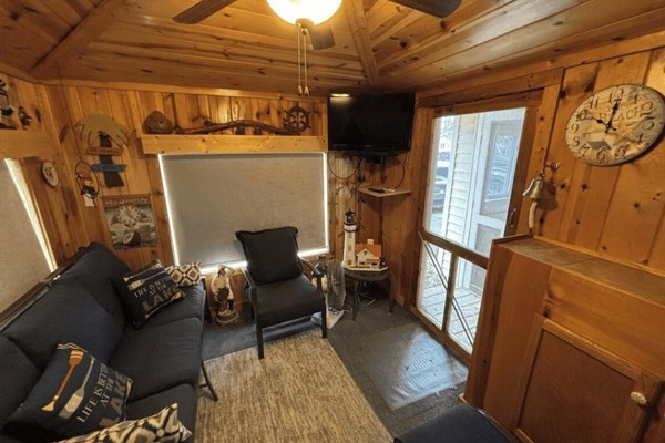 Smart TV, DVD player