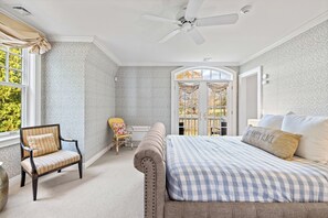 1 bedroom, WiFi, bed sheets - Charming Coastal Loft (Kennebunk)