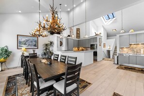 Apartment (4 Bedrooms) | Property amenity - L1726-5 (Keystone)