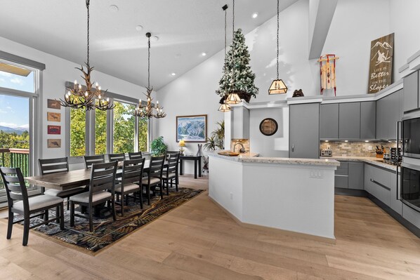 Apartment (4 Bedrooms) | Property amenity - L1726-5 (Keystone)