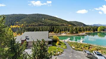 Apartment (5 Bedrooms) | Exterior