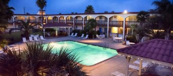 Beach Access Across the Street, Shared Heated Pool