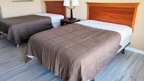 Double Room | WiFi (free) - Greensboro Arcadia Inn (Greensboro)