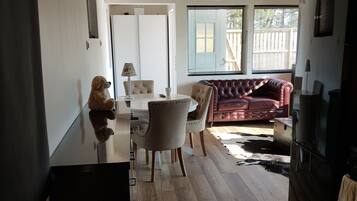 Perhehuvila | 2 makuuhuonetta, pimennysverhot, ilmainen Wi-Fi