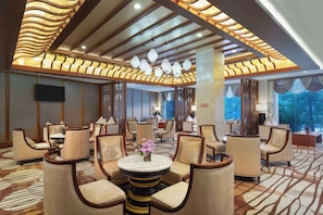 Dining - Hawthorn By Wyndham Shangri-La Old Town (Deqin)