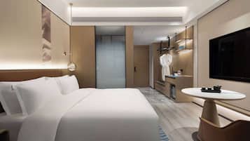 Deluxe Room, 1 King Bed, Non Smoking