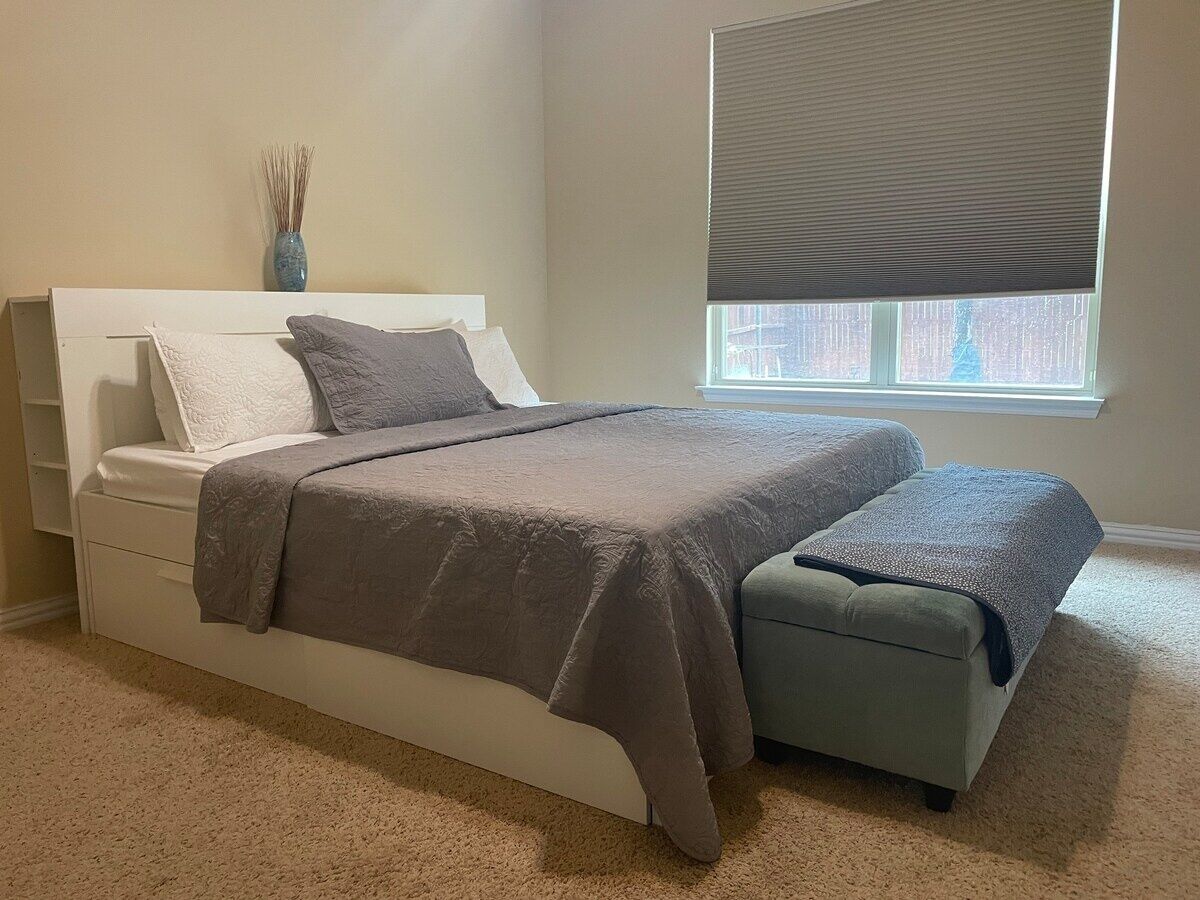 5 Schlafzimmer, Schreibtisch, Bügeleisen/Bügelbrett, kostenloses WLAN