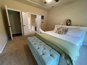 5 bedrooms, iron/ironing board, free WiFi, bed sheets