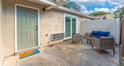Sunny Haven #625: 1BR Townhome in Fort Walton