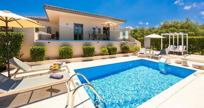 Villa Vatia 1 - Zwei Schlafzimmer Villa, Schläft 6