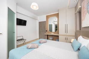 2 chambres, fer et planche à repasser, Wi-Fi, draps fournis