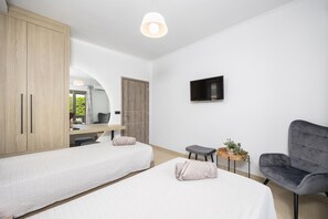 2 chambres, fer et planche à repasser, Wi-Fi, literie fournie