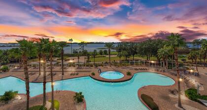 Gulf Views! Secret Beach, Pool, Golf, Beach Chairs