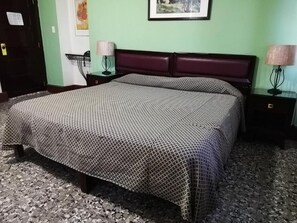 Bed sheets - HOTEL DE GANTE (San Luis Potosi)