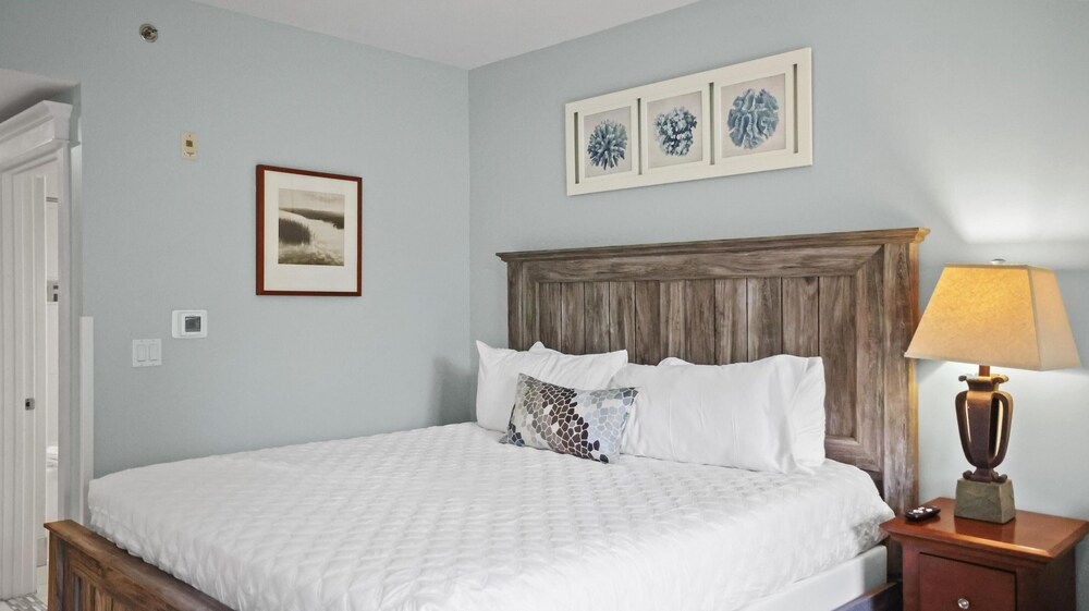 Fifth Floor Condo in Sandestin/Resort Pool Baytowne Wharf Stayz