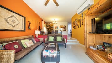 Vila Keluarga, pemandangan kebun | Area keluarga | TV layar datar