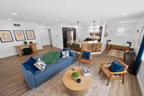 Smart TV, fireplace, offices