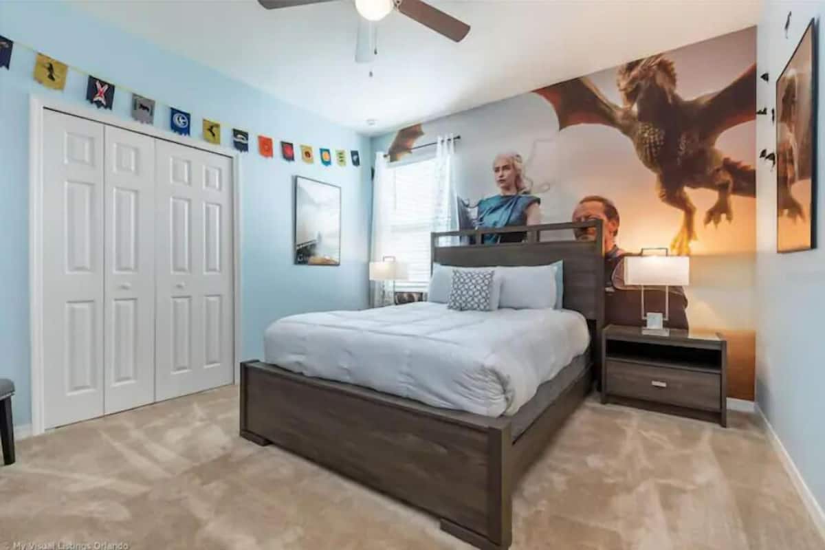 Chambre Double, 1 grand lit, non-fumeur, salle de bains privée