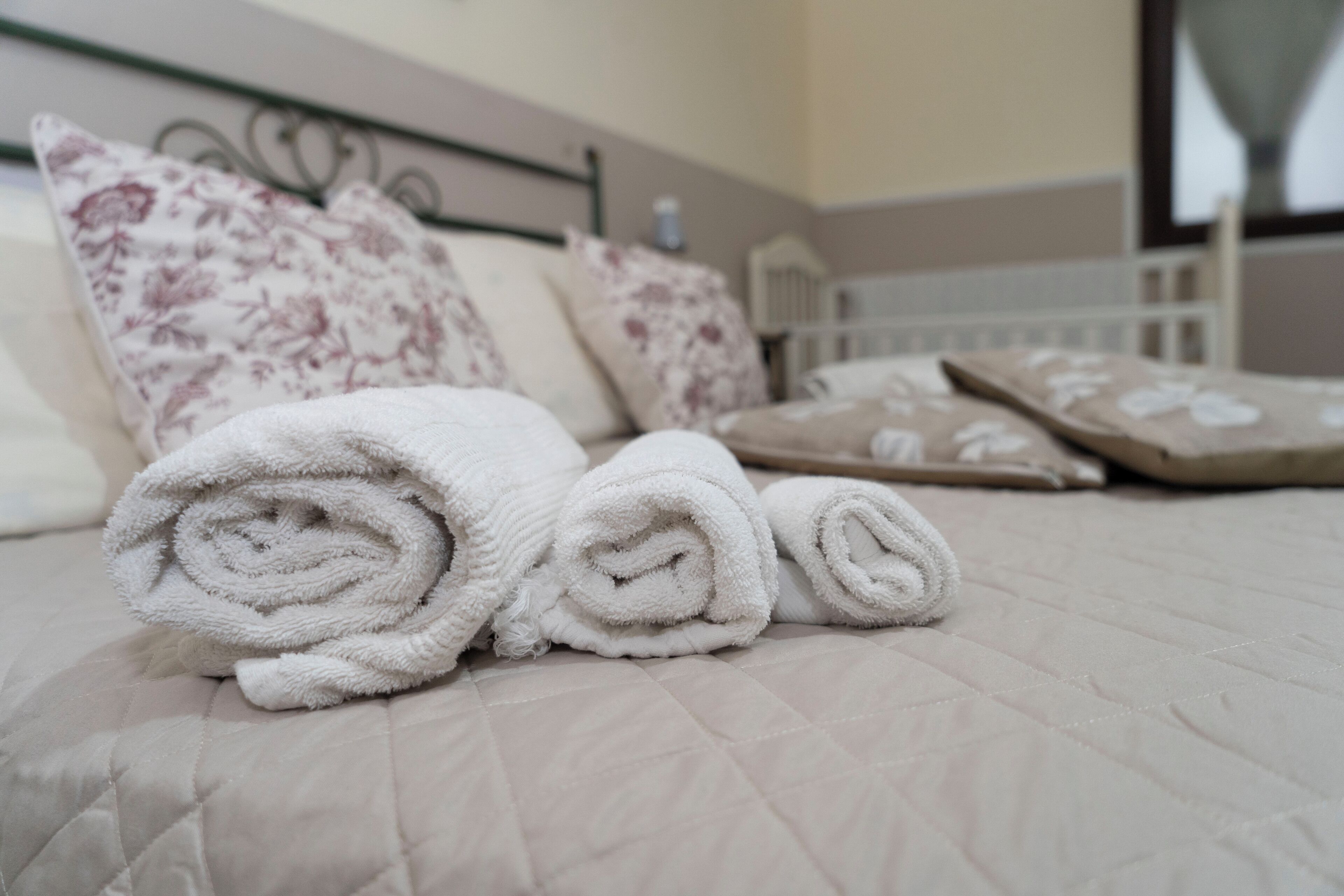 2 camere, una scrivania, ferro/asse da stiro, Wi-Fi gratuito