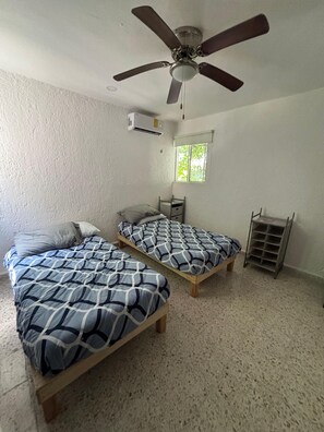 2 chambres, bureau, Wi-Fi gratuit, draps fournis
