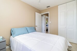 3 chambres, fer et planche Ă repasser, Wi-Fi gratuit, draps fournis