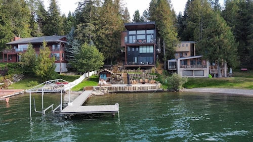 New Modern Luxury home. Enjoy the sweeping lakefront and mountain view’s. 