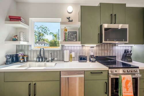 Htown Eclectic Funk Vibe Unit B