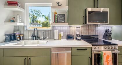 Htown Eclectic Funk Vibe Unit B